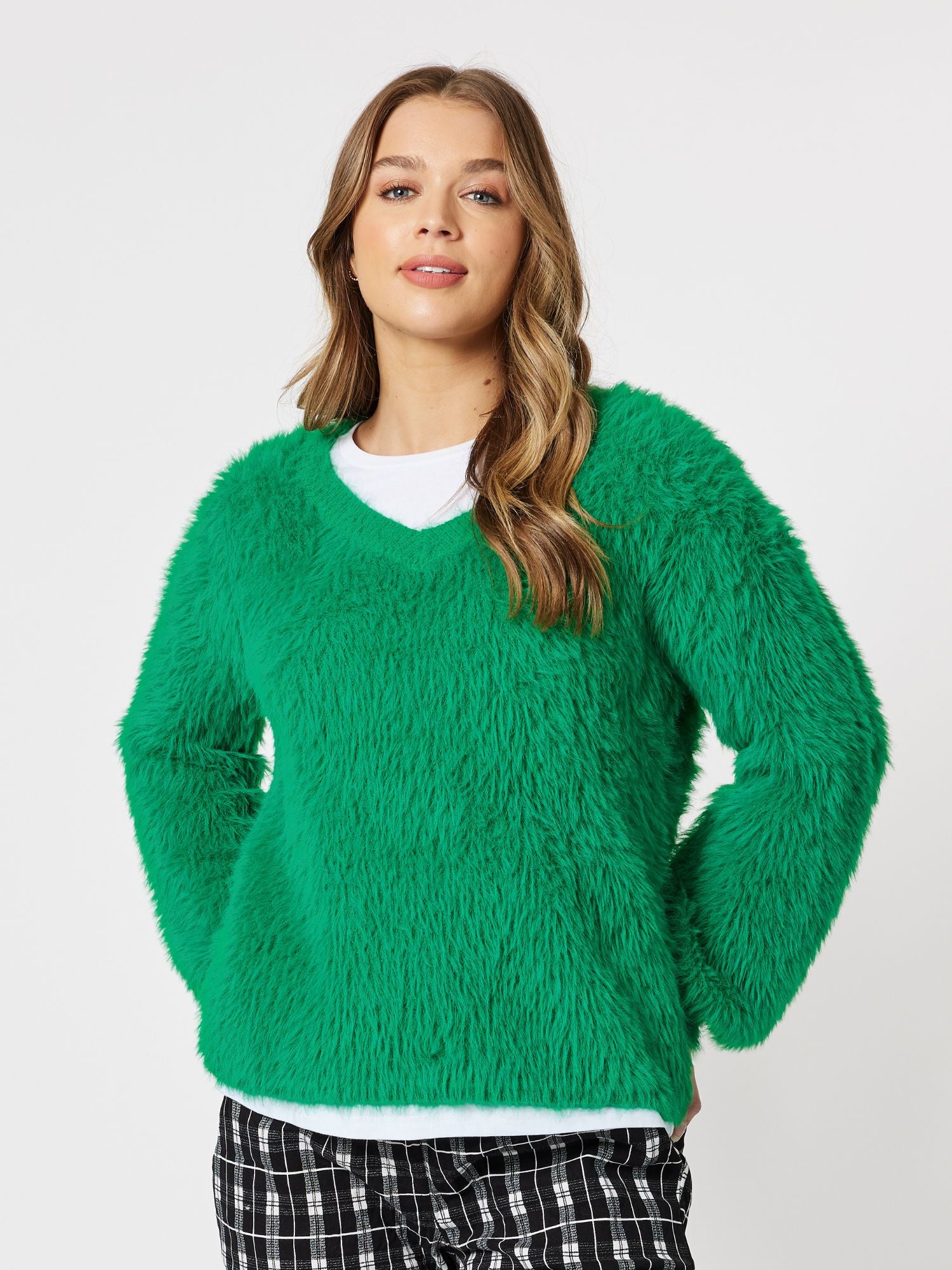 Fluffy V Neck Knit - Green