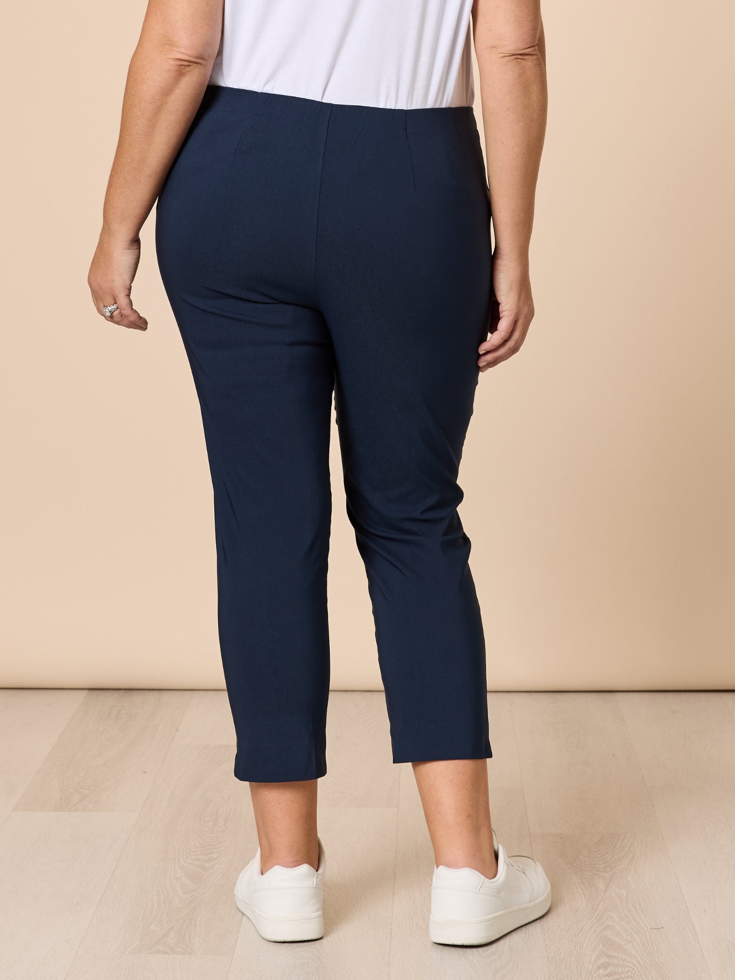 Zara Stretch Pant - Navy – Threadz