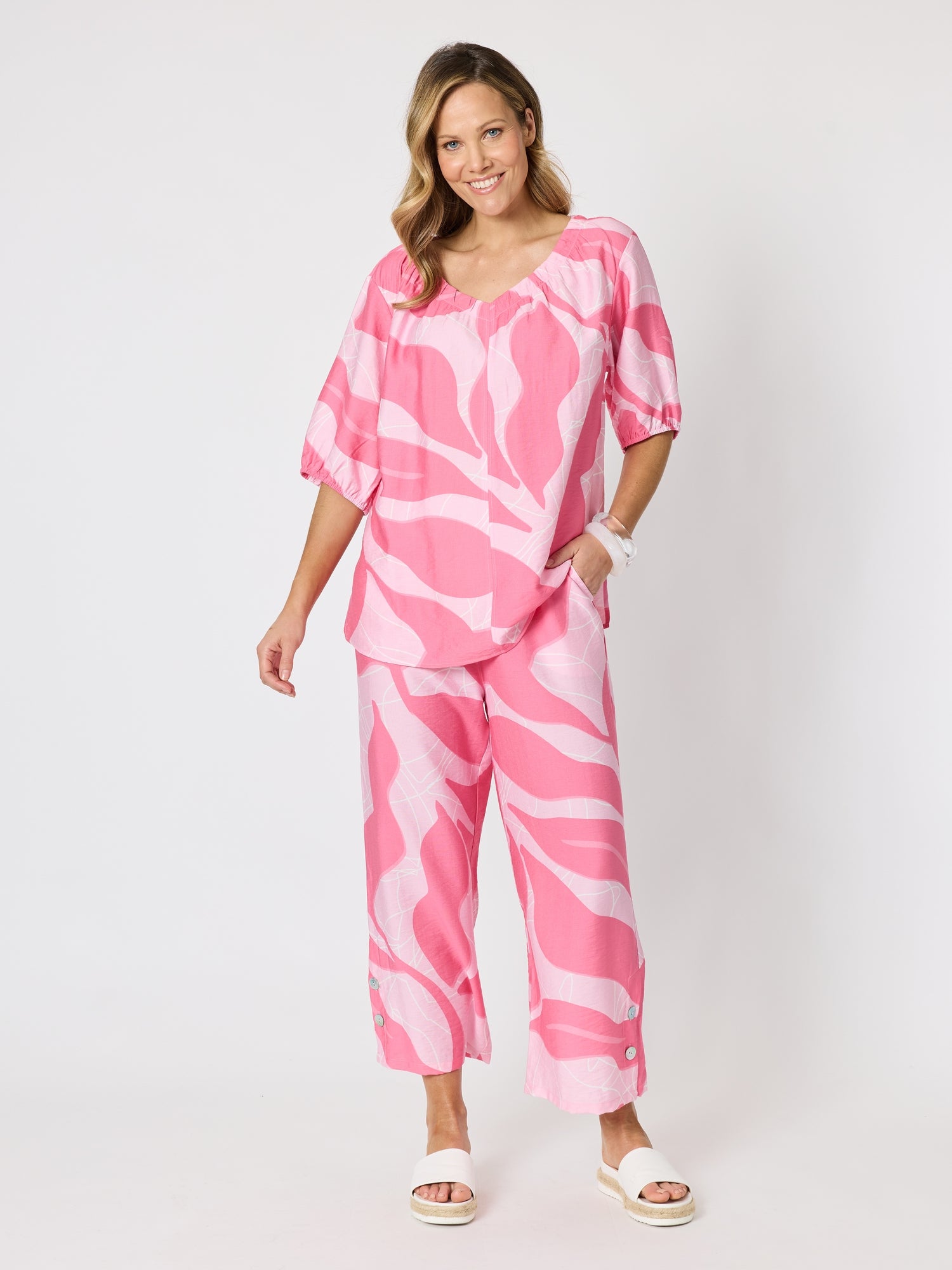 Bay Leaf Print V Neck Top - Blush Multi